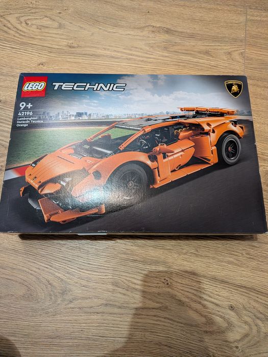 LEGO Technic Lamborghini Huracan Tecnica Orange 42196