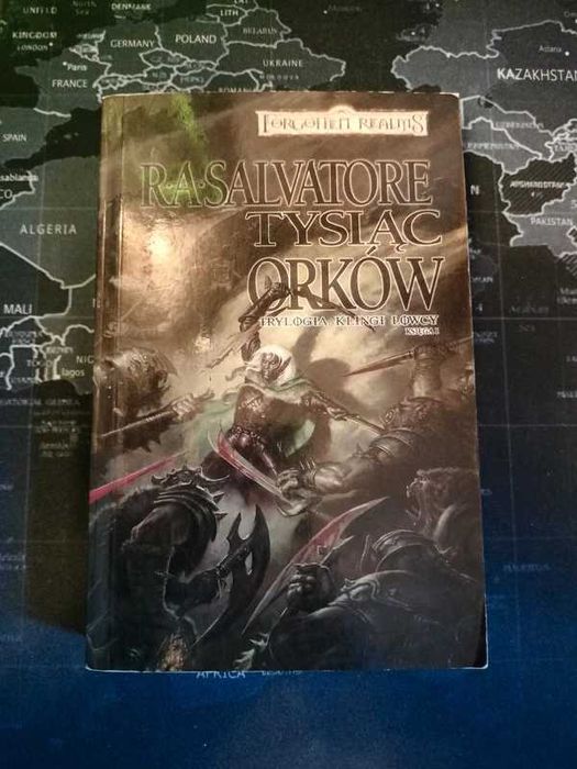 R. A. Salvatore - Tysiąc orków / Trylogia klingi łowcy: tom 1