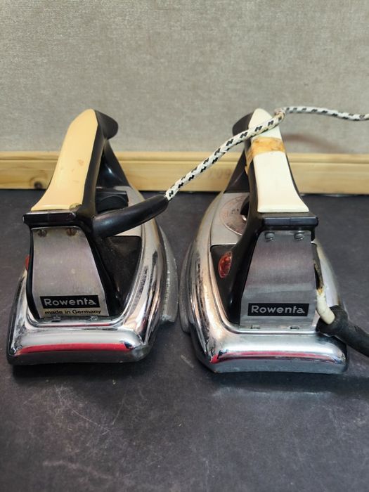 2 Ferros Antigos - Vintage