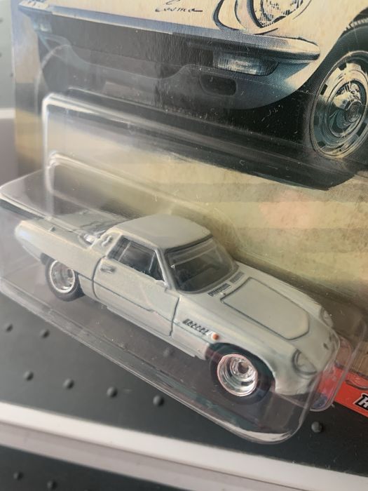 Hot Wheels Premium ‘68 Mazda Cosmo Sport