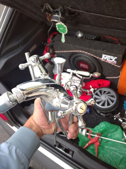 Torneiras de cozinha e casa de banho