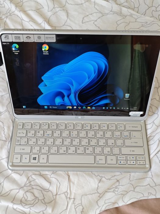 Acer Aspire P3-171  ультрабук-трансформер