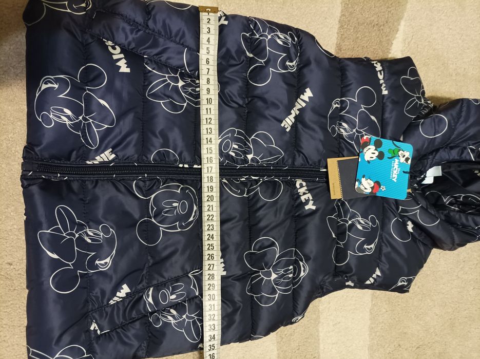 Безрукавка  балонова Disney 122см 6-7 років