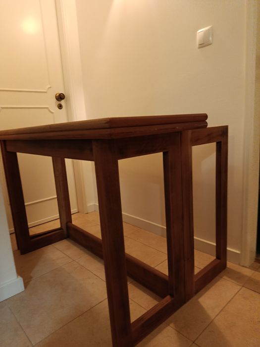 Vendo mesa de jantar desdobrável