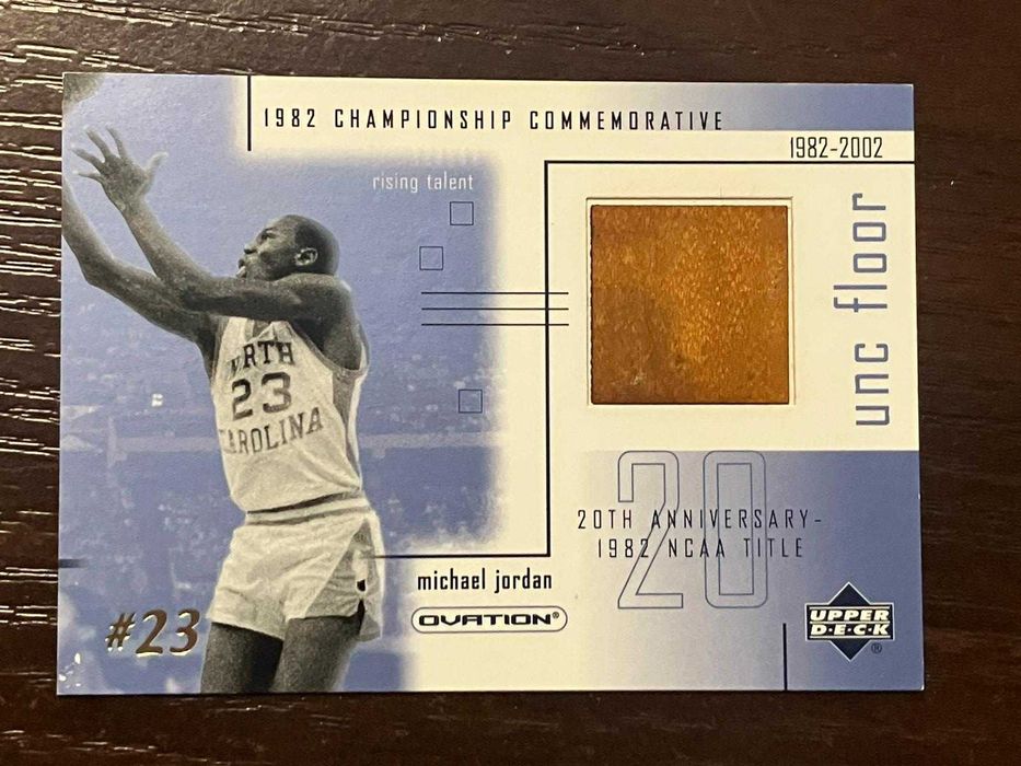 Karta koszykarska z kawałkiem parkietu Floor Michael Jordan, UNC, NBA