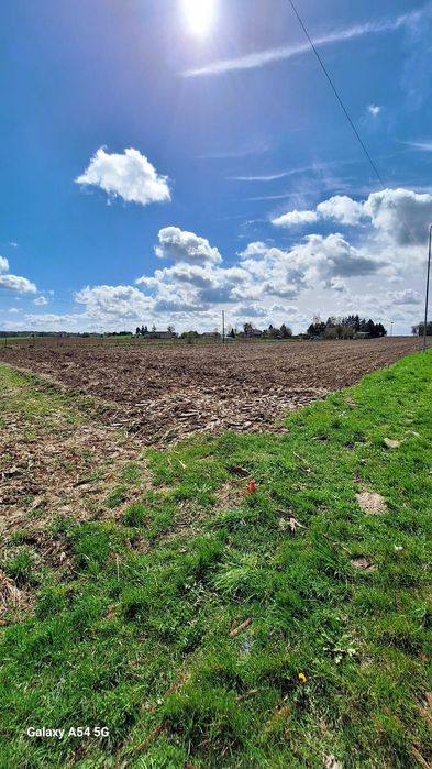 Sprzedam działki budowlane w Wesołówce