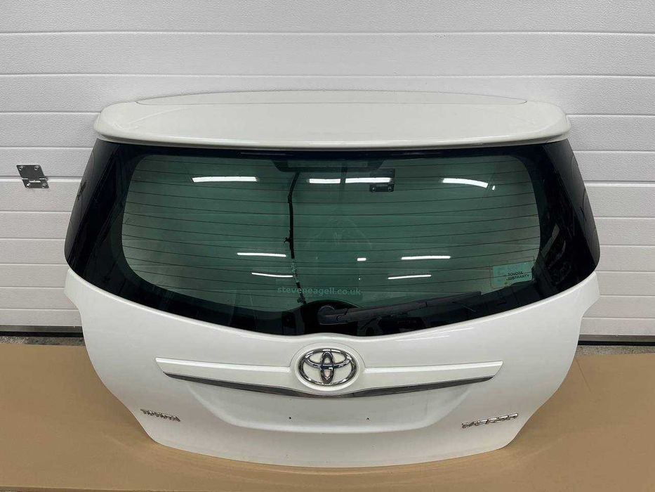 Klapa tył bagażnika Toyota Verso 2009-2018 kolor 070 Biała Perła