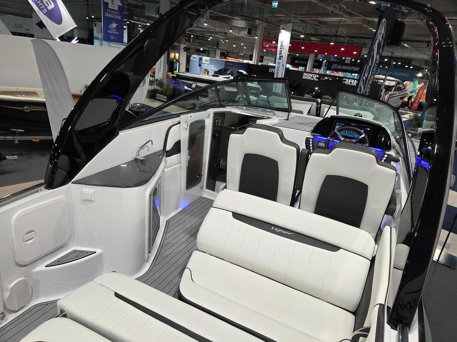 jacht motorowy VIPER 263SY CRUISER Nowy model - Premiera Wrzesień 2025
