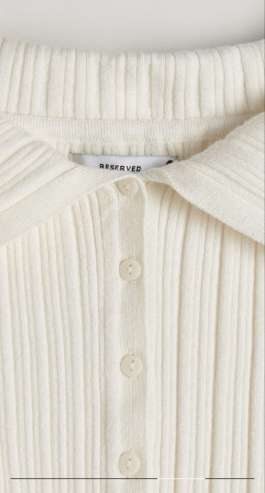 Кофта з відкритими плечима