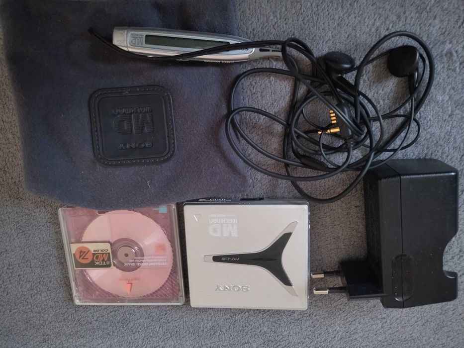 Sony MZ-E90 плеер мини диск