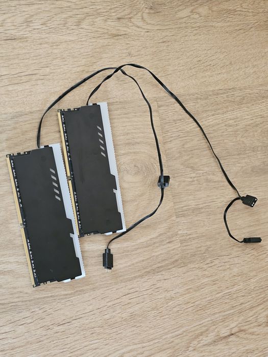 Pamięć RAM 2x8GB DDR4 3200MHz RGB