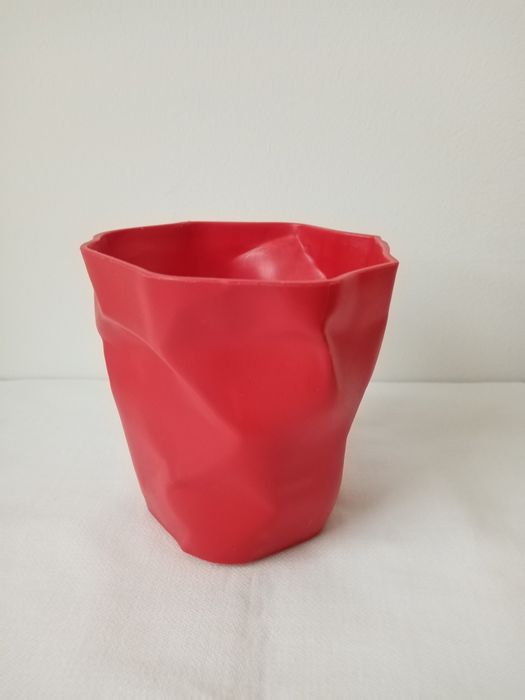 Pojemnik na pisaki i długopisy Johna Brauera