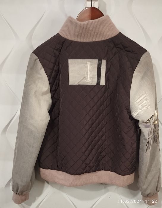 Куртка жіноча  COSTUME NATIONAL курточка демісезонна Куртка демисезонн