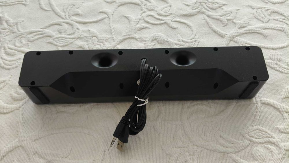 Coluna de som com led