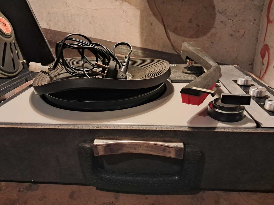 Unitra fonica gramofon