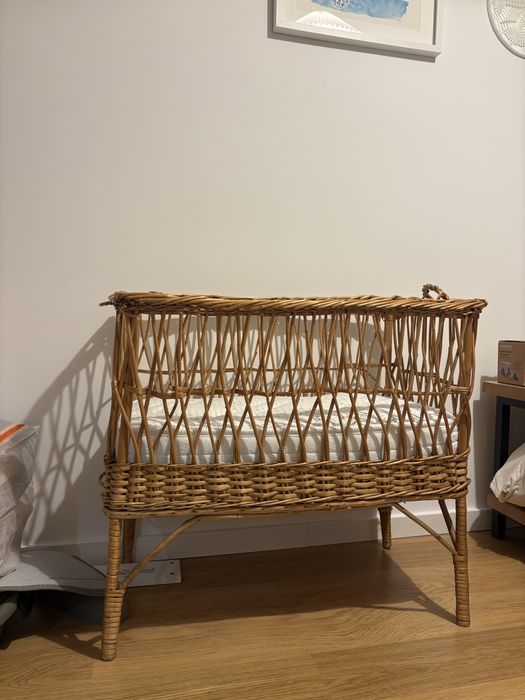 Berço Vintage de Vime / Rattan com Colchão