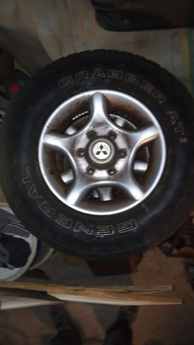 Jantes especiais L 200 MITSUBISHI.