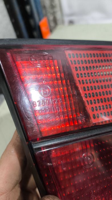 Farolim BMW E34 Serie 5 Mala Esquerda (Branco)