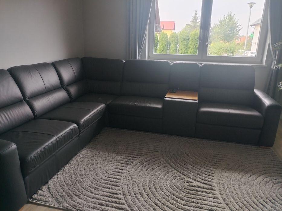 Narożnik skórzany z funkcją spania