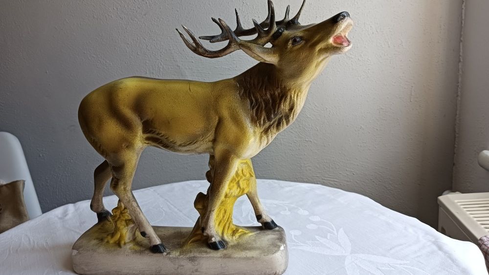 Stara figurka jeleń lata 70