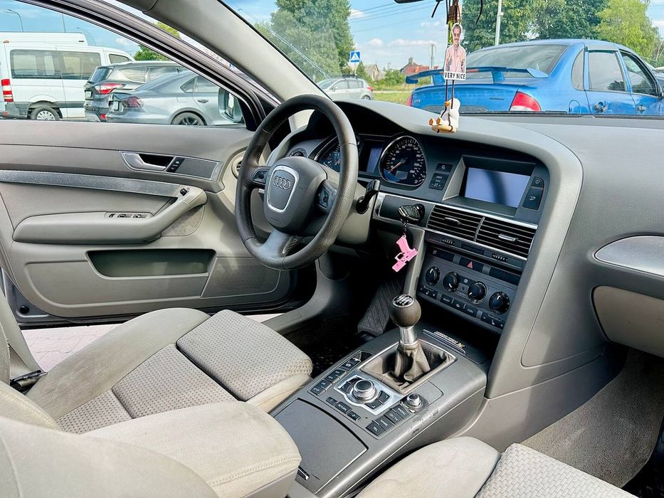 Продам ауди а6 с6  ТІЛЬКИ ВІЙСЬКОВИМ