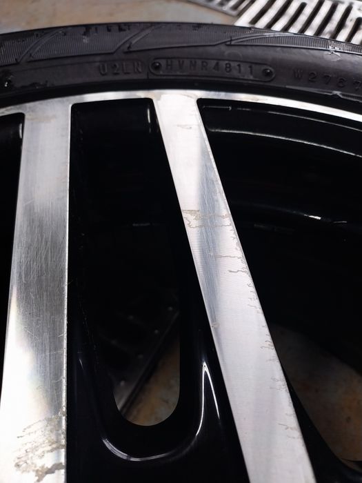 Felgi Aluminiowe R19 5x114.3 8J ET 45