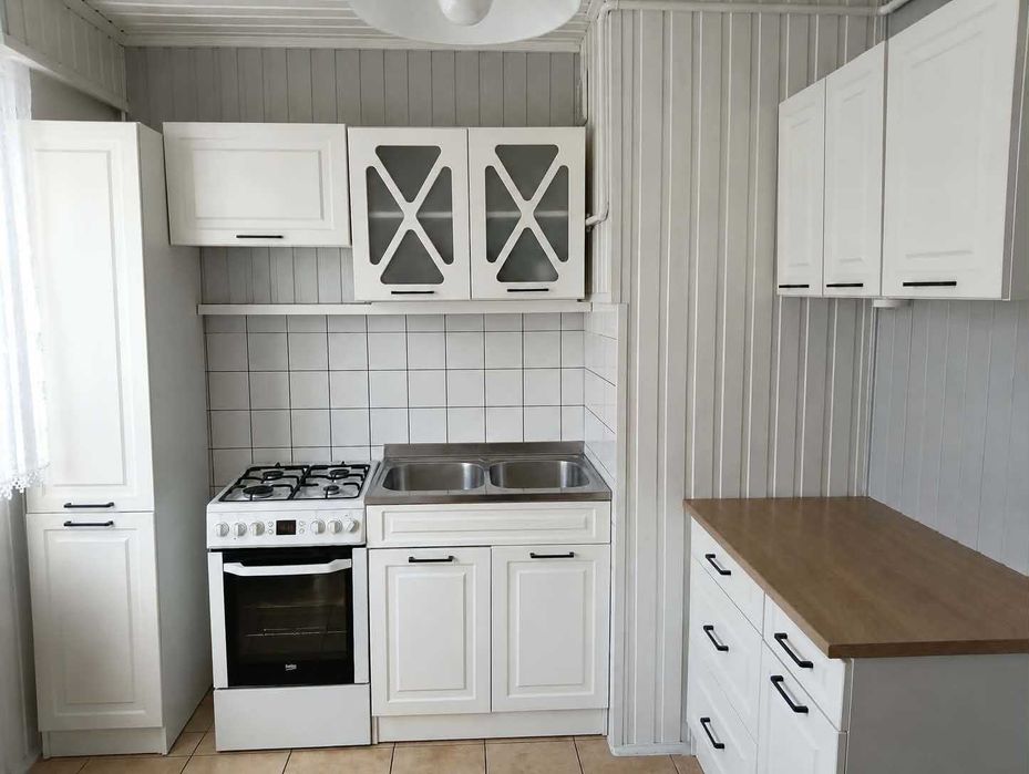 Słoneczne, 2-pokojowe mieszkanie z balkonem – Stary Brześć (Najem Okazjonalny)