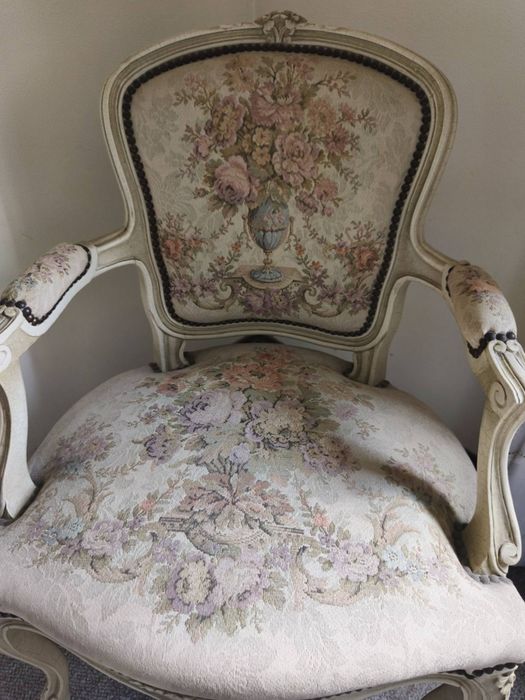 Recheio de casa de moveis antigos