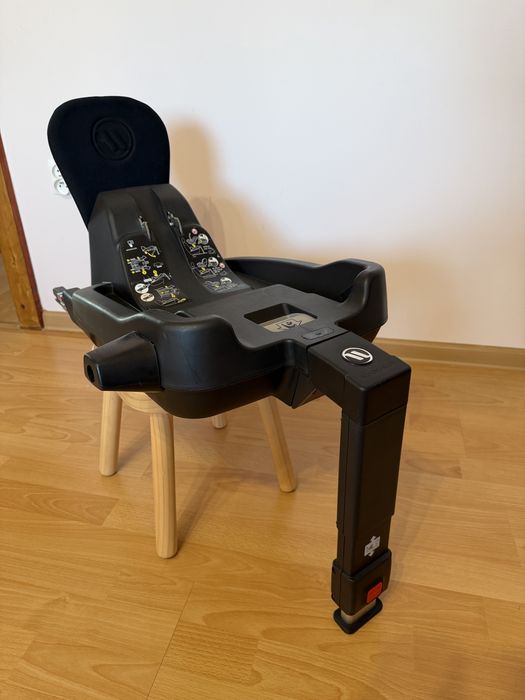 Fotelik/nosidełko  Avionaut Pixel wraz z bazą isofix