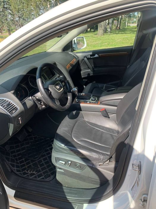 Audi Q7 3.0 TFSI Quattro • 2015 • Хороша комплектація •