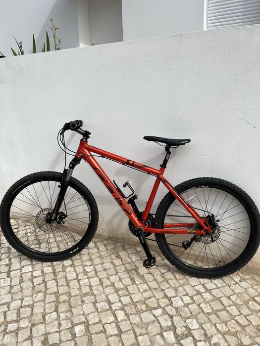 Bicicleta Felt Q520