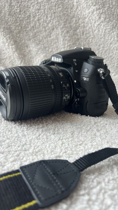 Фотоапарат Nikon D7000