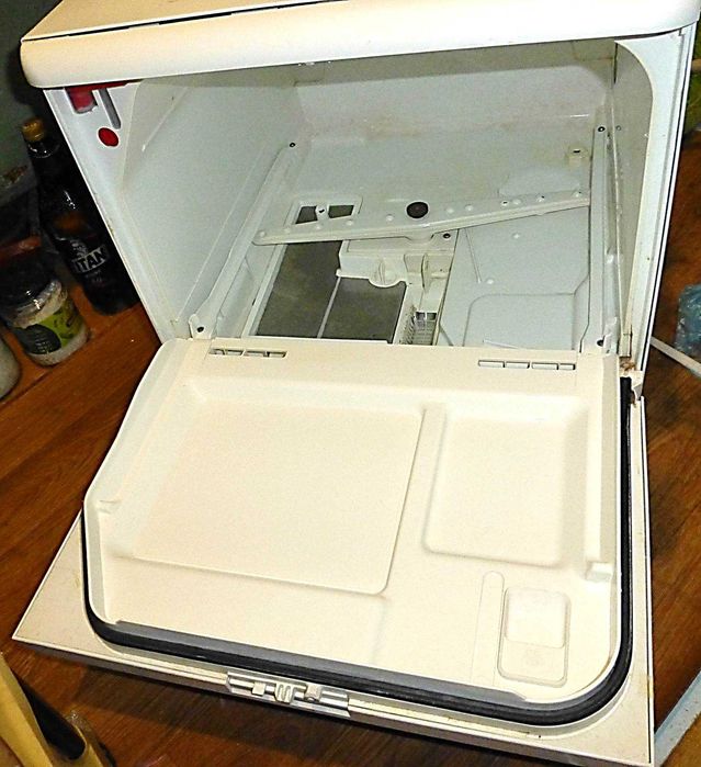 Маленькая,настольная,посудомойка,посудомоечная машина,ELECTROLUX,Киев ...