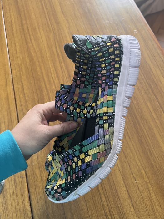 Легеньке взуття