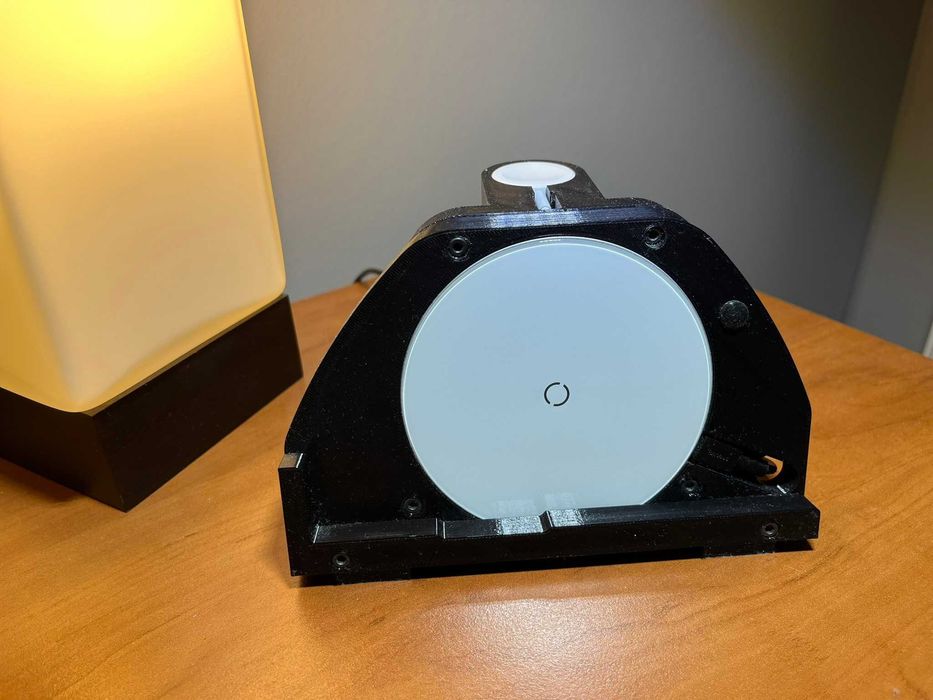 Wygodny stojak dla iPhone i Apple Watch do łatwego ładowania