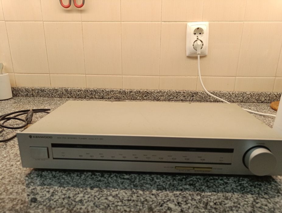 Sintonizador Kenwood FM/AM