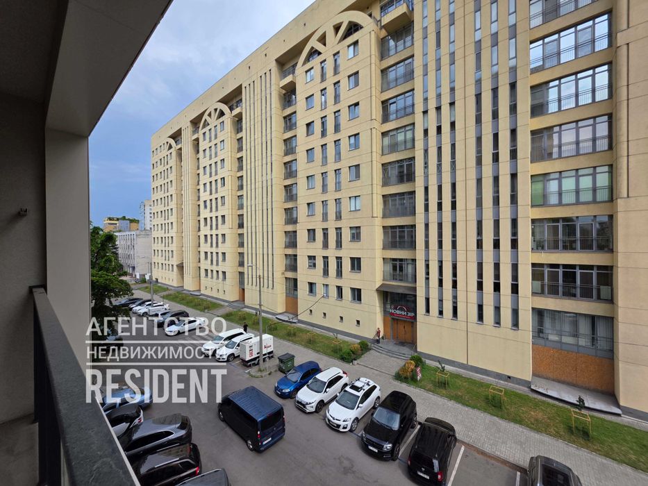 ЖК Жовтневый 83 м2. Жуковского Нагорный Парк Шевченко Соборный р-н IQ