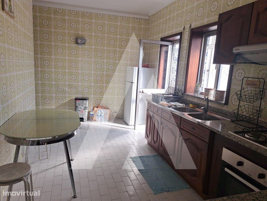 Apartamento T2 com terraço no Bairro do Liceu