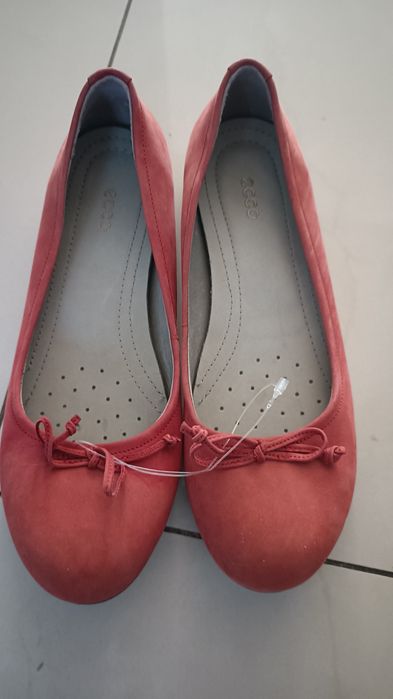 Buty Ecco nowe baleriny skórzane + białe skórzane gratis