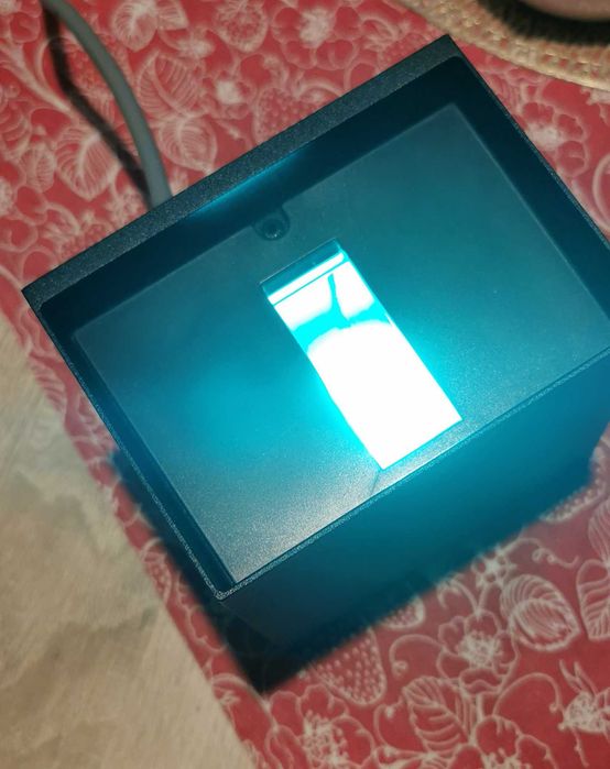 Lampa Ogrodowa LED Kinkiet Elewacyjny Resonate 8W IP44 CCT RGB PHILIPS