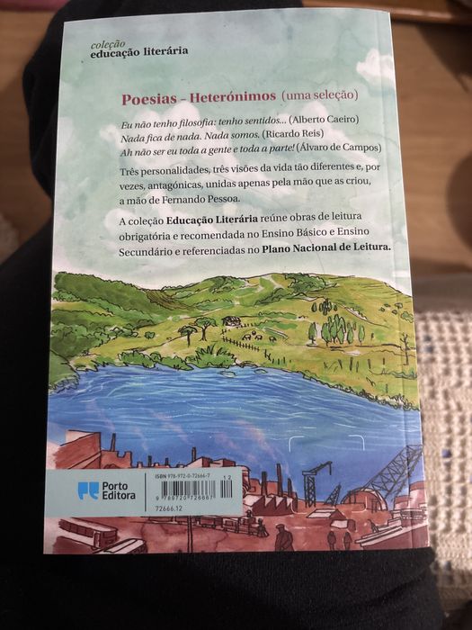 Poesias- Heterónimos