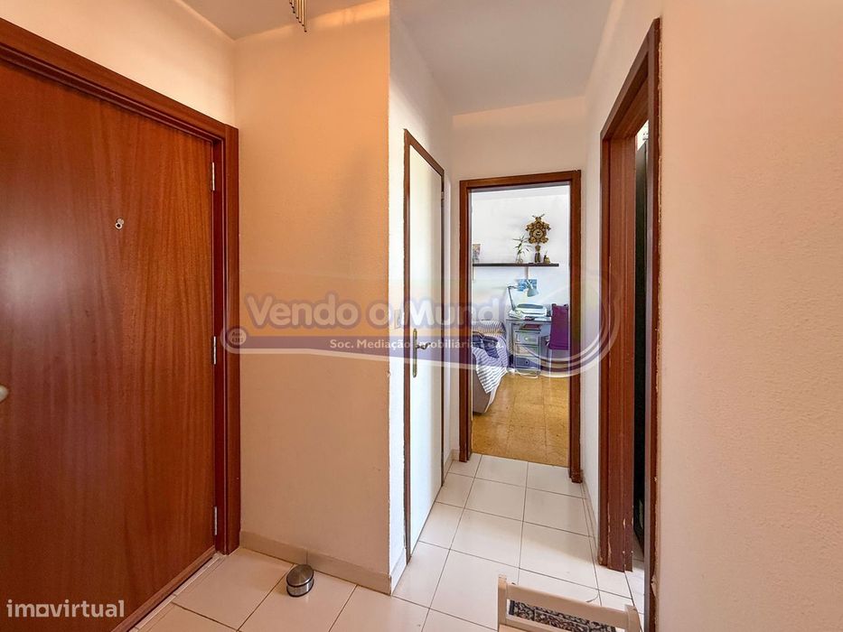 Apartamento T3 em Loures (LXLR042)