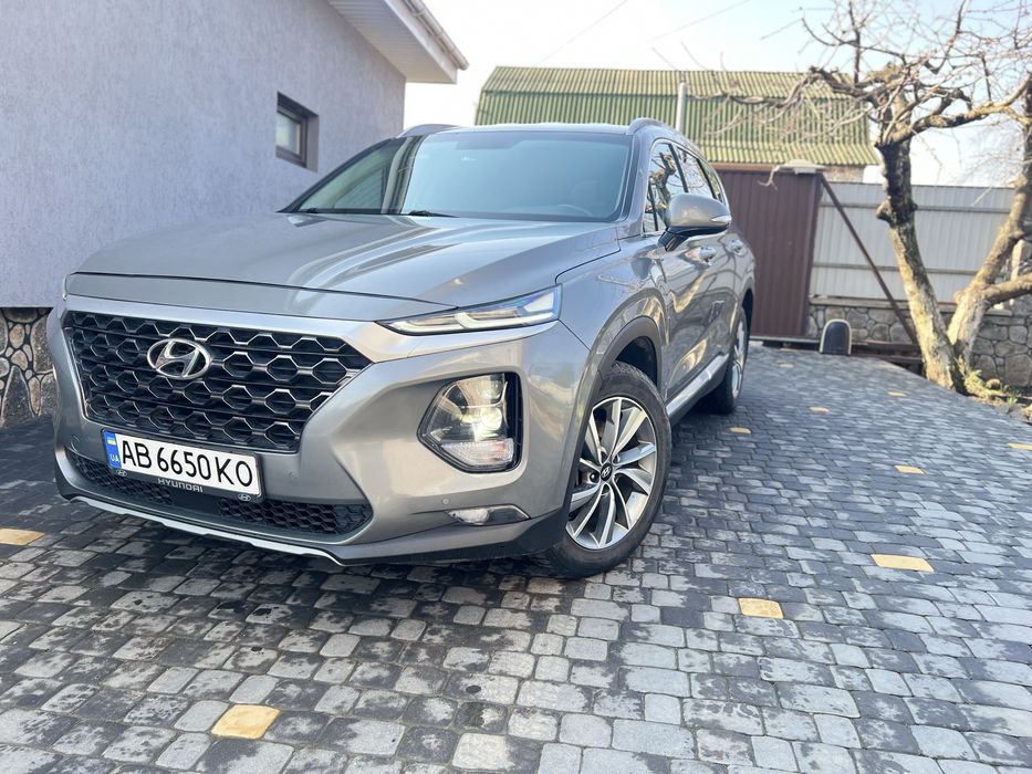 Продам авто hyndai santa fe 2019 рік 2,2 дизель 96 тис пробіг повний привід