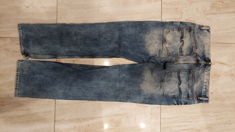 Sprzedam spodnie jeansowe rozmiar 33