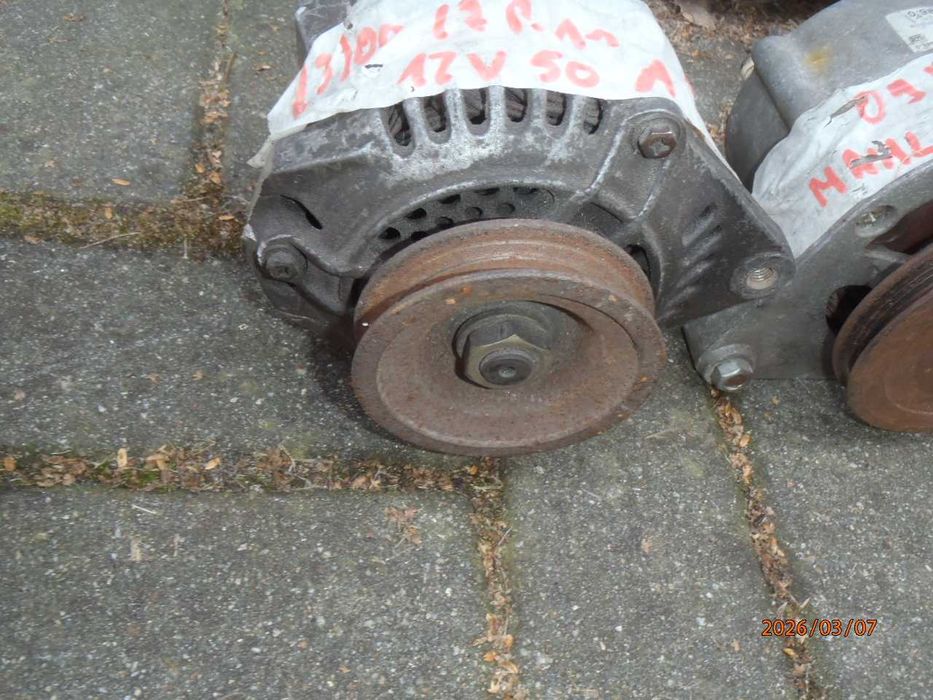 alternator koparka ciągnik agregat traktor maszyna budowlana widlak