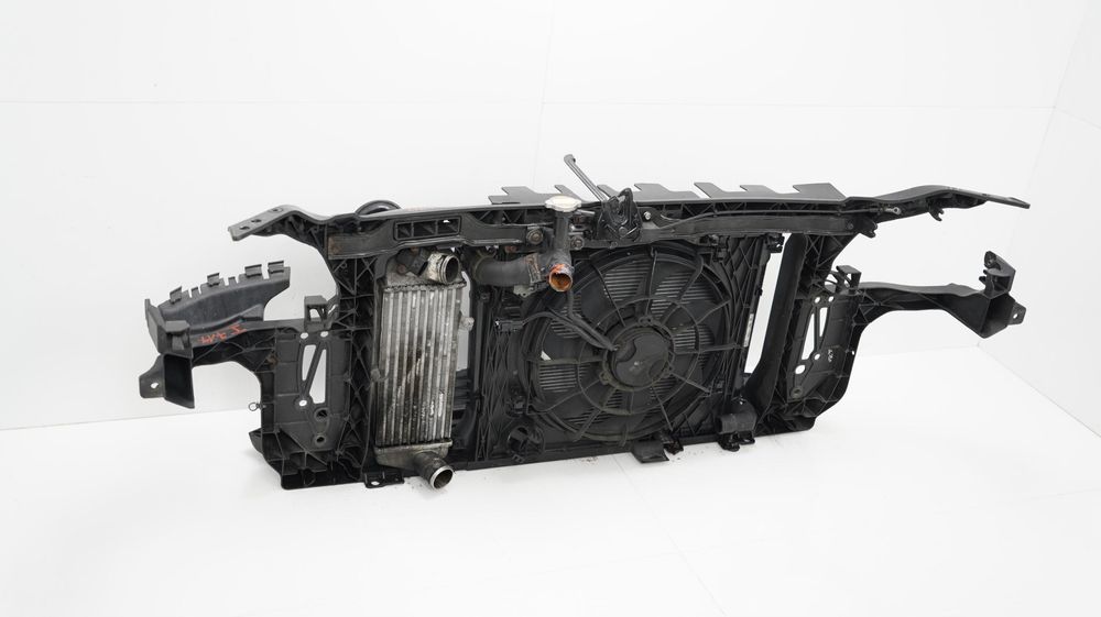 Pas przód przedni hyundai i20 08-12r 1.6 crdi