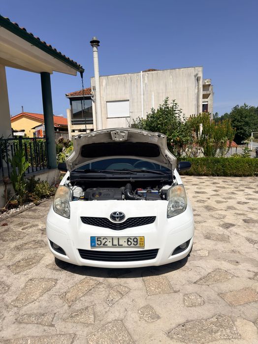 Toyota yaris 1.4 D-4D nacional 2011 comercial