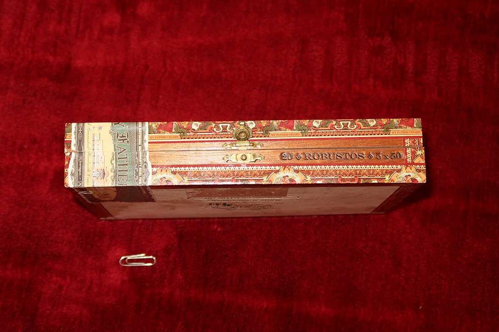 Caixa madeira antiga charutos cigarros artesanal