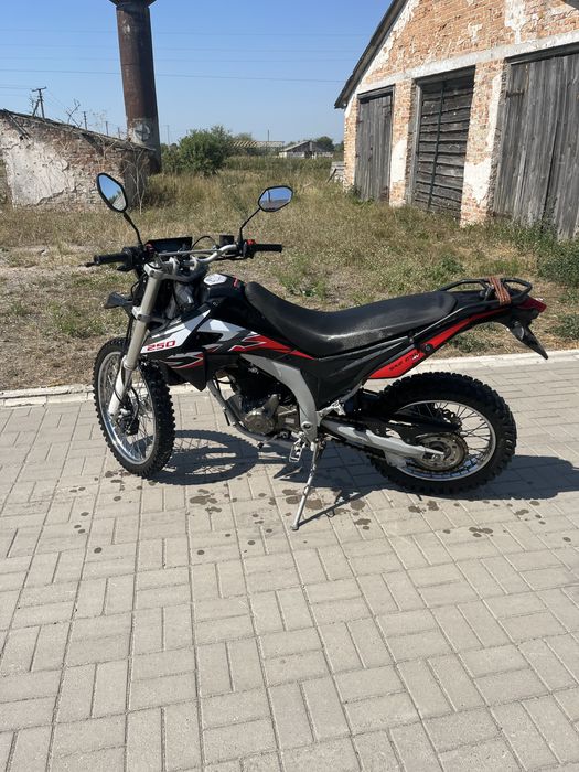 Продам мотоцик срочно
