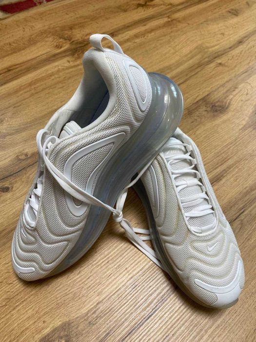 Nike Air Max 720 оригінал нові 44  кросівки Nike Air Max